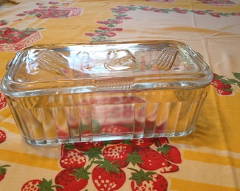Vintage Clear Glass Covered Refrigerator Container/Dish with Embossed Vegetables on the Lid