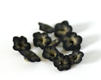 Aged Black Flower Beads, Flower Beads, Polymer Clay Beads 10 Pieces