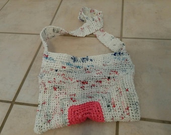 Large plarn messenger bag