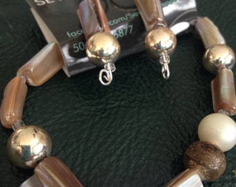 upcycled vintage pearls shell bracelet earrings set