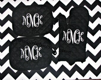 Custom, Personalized, Monogrammed, Personalized, Oven Mitts, Pot Holder Set, Oven Mitt