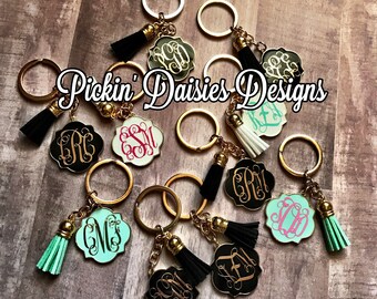 Quatrefoil Keychain, Monogrammed Keychain, Monogrammed Tassel Keychain, Personalized Keychain, Monogrammed Backpack Flair, Backpack Flair