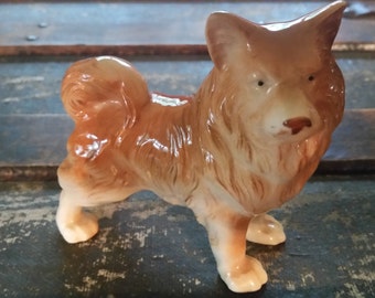 Porcelain dog figurine, Keeshond figurine, Akita figurine, ceramic dog figurine, vintage dog collectible