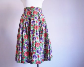 Rare 50's skirt 1950's Vintage skirt Dahlias Novelty Print skirt High waist cotton skirt Hand made Party skirt medium / B1