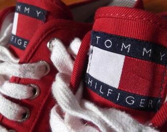 Vintage 90's,TOMMY HILFIGER,TommyHilfiger,Tommy Hilfiger Shoes,Hilfiger Slide sneakers,Tommy Hilfiger Clogs,Hilfiger Clogs,Clogs,Red,Size 9M
