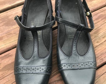 1980s TicTacToes Navy Mary Jane Shoes - 8.5N