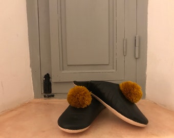 Handmade Moroccan pom pom slippers