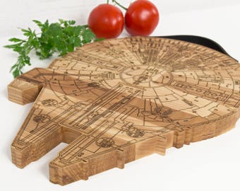 Chopping board - Boyfriend gift wood - Cutting board wood - Millennium falcon - Cutting board - Chopping block - Chopping block wood