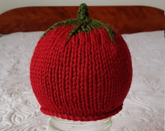 Handmade Knit Strawberry Baby Hat/Knit Strawberry Baby Beanie/Knit Strawberry Baby Toque/Red and Green Knit Baby Hat/Baby Shower Gift