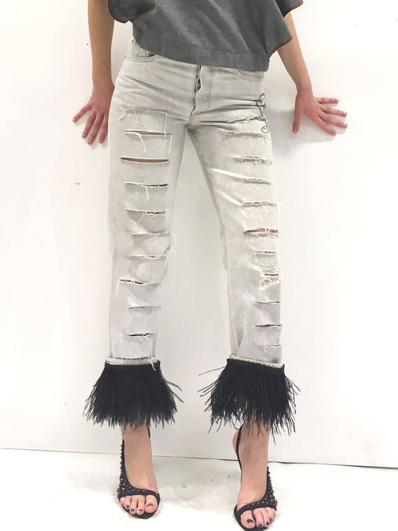 High-Waisted Jeans Light Gray Rips Detachable Feathers LOLA DARLING Vintage Levi's Print Logo on the Side One Pocket on Back