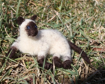 Needle Felted Siamese Cat
