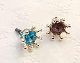 Rhinestone Crown, cell phone dust plug/deco. Phone bling/accessory. Cell phone dust plug.