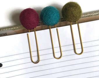 Planner Paper Clips // Planner Pom Poms // Planner Pom Clips // Planner Bookmarks // Planner Page Marker // Planner Clips // Pom Paper Clips