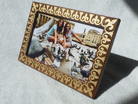 Photo Frame Engraved Gold Patina Walnut Wood Engrave ...