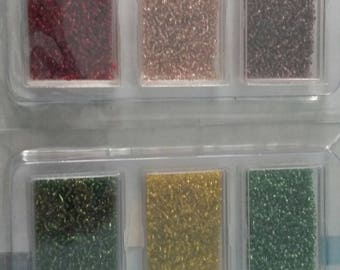 1 lot of beads in fall colors 20g