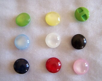 Button making, domed, shiny (Bo 2494)