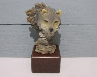 red wolf figurine