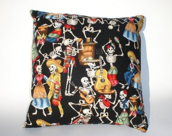 Day of the Dead / Dia de los Muertos Pillow