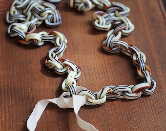 Vintage Italian Lucite Chain