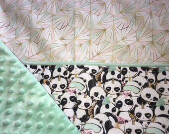 Cover /plaid panda pattern.
