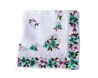 Hankie with Dogwood Decoration/ Vintage Hankie / Vintage Handkerchief