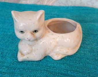 Off White Cat with Green eyes Cat Planter