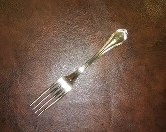 Antique Sterling Silver Continental Dinner Fork by Towle in Paul Revere pattern 7 5/8 inches
