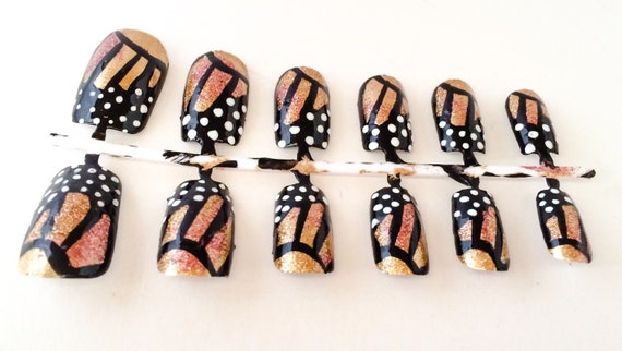 Gold Fake Nail Set Butterfly False Nail Glitter Acrylic