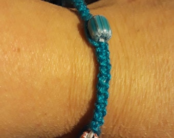 Bracelet blue chevron beads
