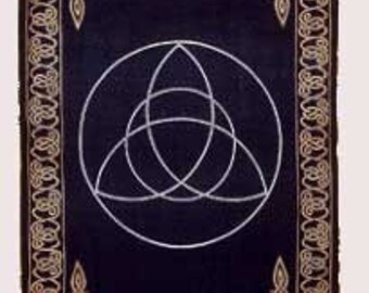 Gold/Silver/Black 72"x108" Tapestry, Triquerta Tapestry