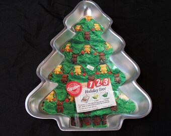 Vintage Wilton Holiday Tree Pan 2105-9410