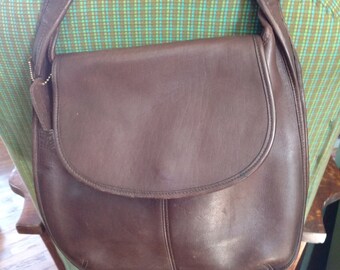 Near Vtg Coach Shoulder Bag 9029,Large Coach Chocolate Crescent Shoulder Bag,Vtg Flap Brown Coach Shoulder Bag, 1990's Coach Shoulder Bag