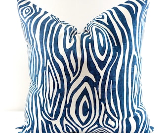 Navy Pillow cover. Willow Slub Navy Sham Cover. Wood grain. Vintage color. Sham Pillow case.Select your size.
