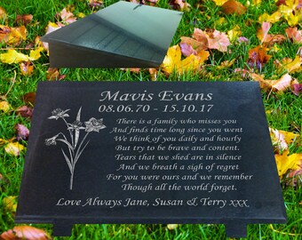 Memorial Grave Marker with Daffodil Design