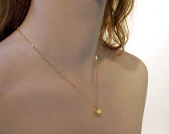 Gold Cube Necklace, Cube Necklace, Geometric Necklace, Small Charm Necklace, Gold Charm Necklace, Square Necklace, Modern Charm Necklace