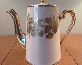 Teapot - Rare vintage Gibson's tea or coffee pot, dusty pink with gold gilt leaves
