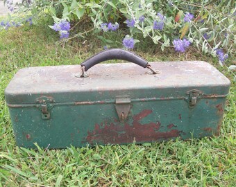 Mid-century Vintage Green Tool Box / Tackle Box / Craft box