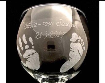 Baby hand and footprint glass / engraved baby glass / baby shower gift / christening gift idea / personalised baby item / memorial glass
