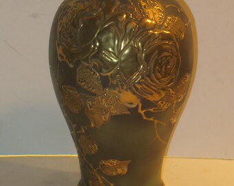Antique Japanese Porcelain Vase With Gold Floral Relief Carving & Moriage