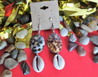 Brown & Black Speckled Beaded, Cowry Shell, Dangle Earrings