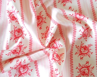 floral 1930's fabric patchwork fabric quilting fabric antique pink flowers french fabric vintage french pink floral fabric 204