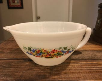 Vintage fire king Milk glass measuring bowl
