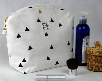 Kit toiletry bag - makeup - woman - white graphic with black and gold triangles
