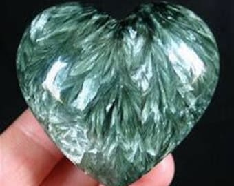 10 Pieces Lot Natural Seraphinite heart Shape Gemstone Loose Cabochon