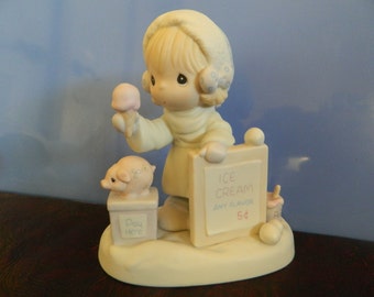 Precious Moments "Wishing You A Yummy Christmas" (C)