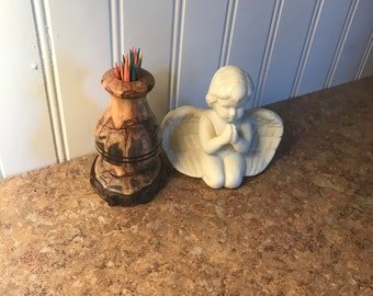 Wood toothpick holder