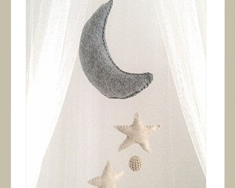 Baby mobile, crib mobile, baby nursery, baby room, felt mobile, moon mobile, moon and stars, baby room ideas, nursery decor