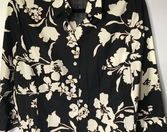 Vintage Escada Sport Black and White Floral print shirt. US 10 EU 40