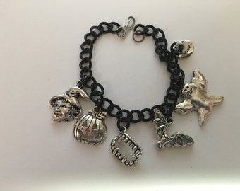 7 inch charm Bracelet for Halloween