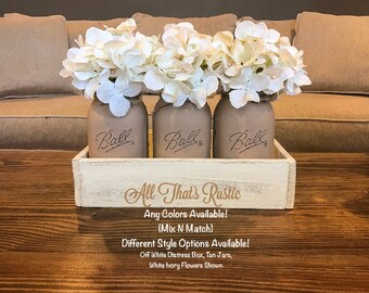 Painted Mason Jar Decor, Mason Jar Centerpiece, Floral Centerpiece, Mason Jars, Rustic Decor, Mason Jar Decor, Table Decor, Pallet Decor